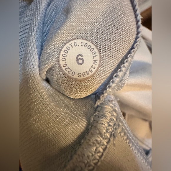 Lululemon Energy Bra * Medium
Support, B/C Cup - Picture 7 of 7